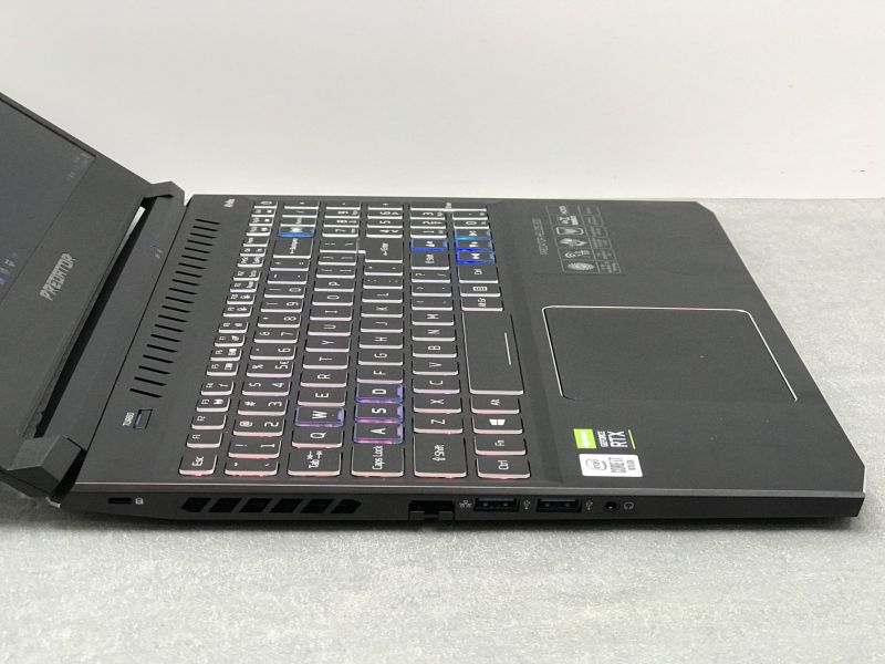 acer-predator-helios-model-2020_2