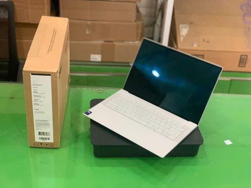dell-xps-14-2025-da14250_3