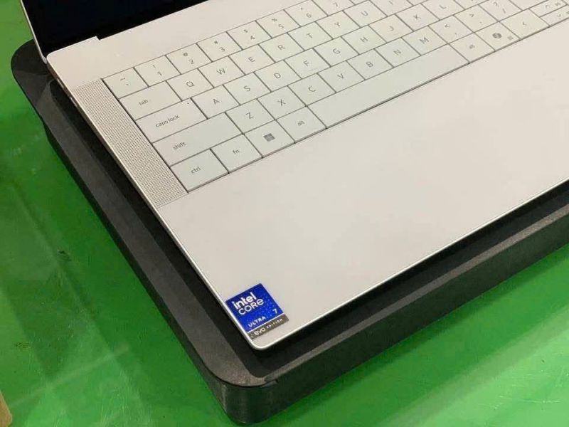 dell-xps-14-2025-da14250_5