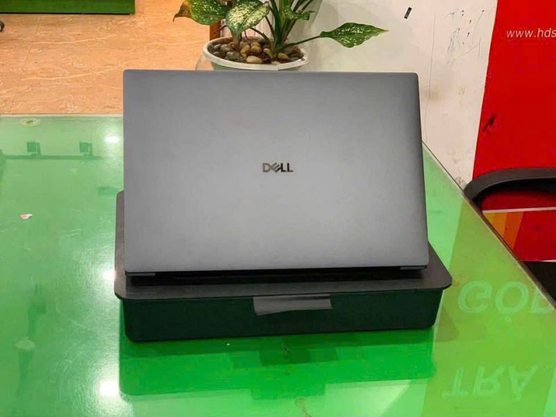 dell-xps-14-2025-ram-64g-rtx4050_4