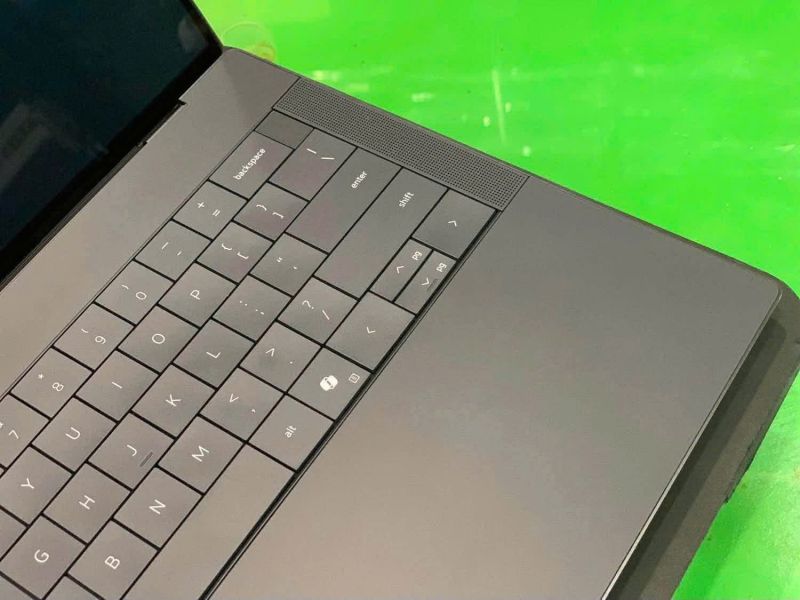 dell-xps-14-2025-ram-64g-rtx4050_5