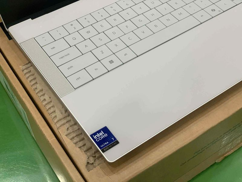 dell-xps-14-da14250-card-roi-rtx-4050_6
